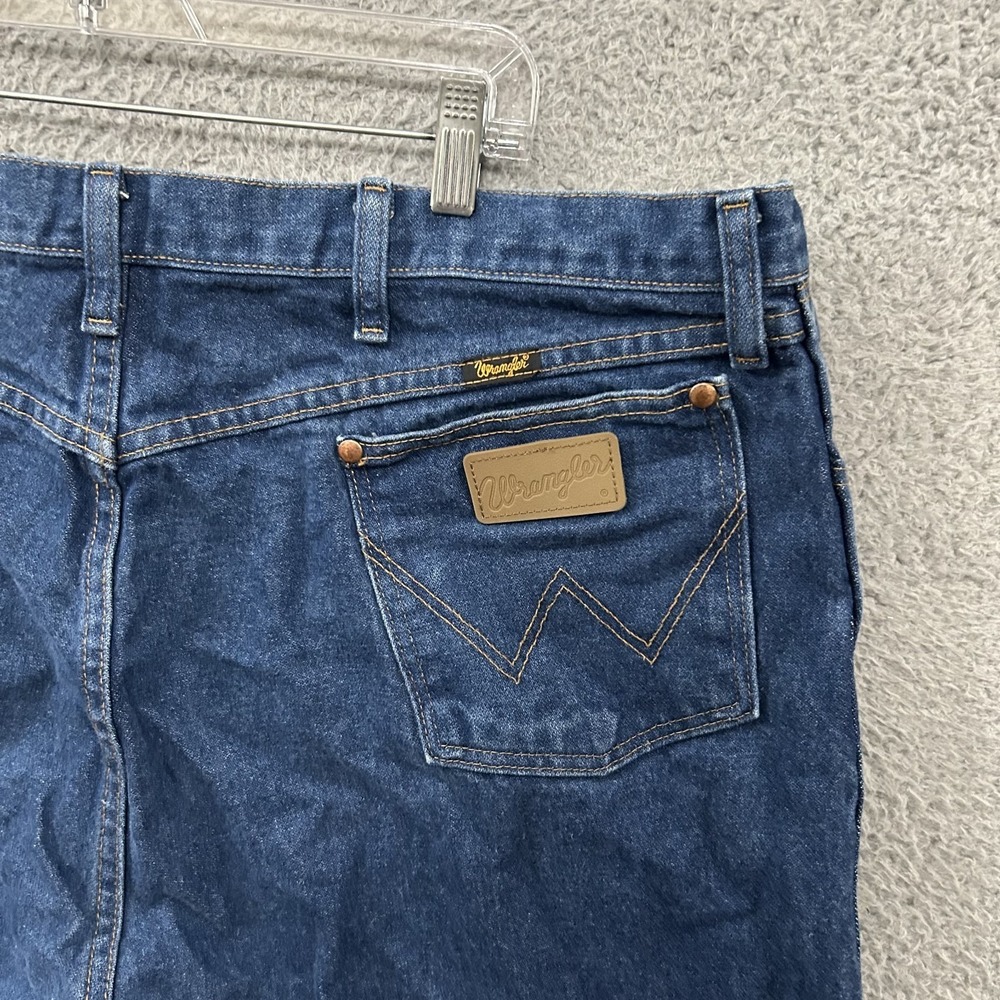 Wrangler Jeans Mens 42x32 Blue Denim 1013MWZPW Cowboy Cut Straight Leg Western